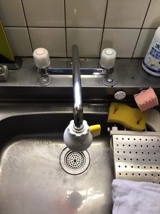 アパートの洗面水栓交換
